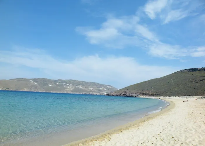 Yakinthos Πάνορμος Μυκόνου