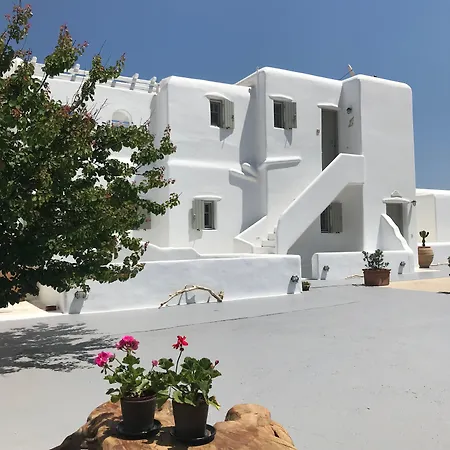 Yakinthos Panormos (Mykonos)