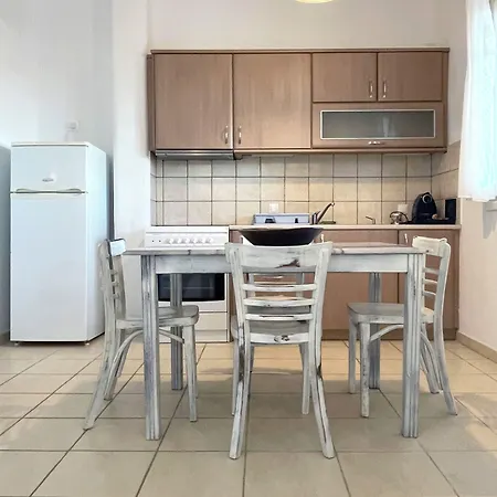 Apartahotel Yakinthos 4*