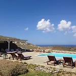 Yakinthos פנורמוס מיקונוס