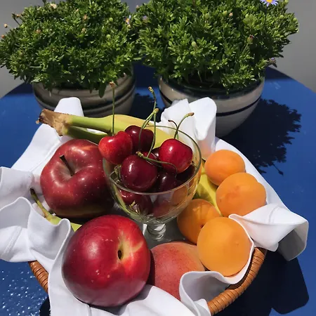 Yakinthos Апарт-отель 4*