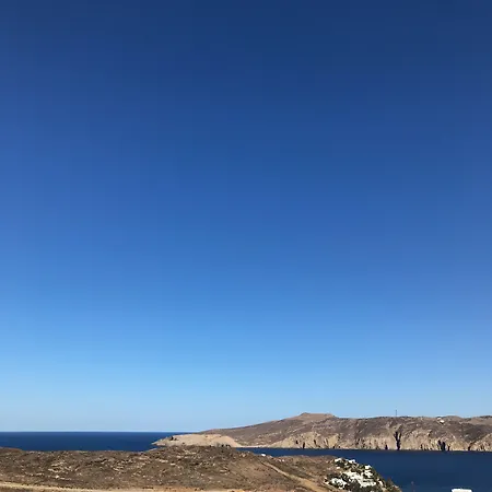 מלון דירות Yakinthos 4*