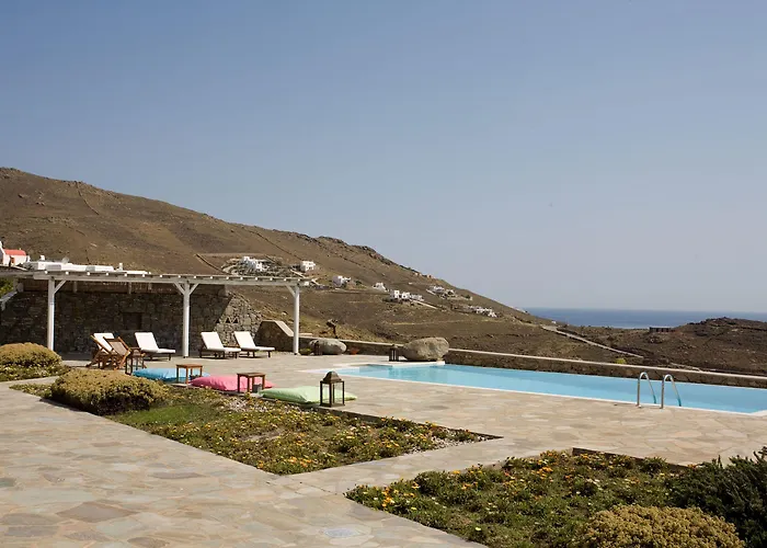 Yakinthos Aparthotel Panormos (Mykonos)