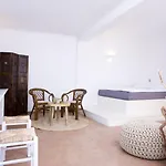 Apartahotel Yakinthos Panormos (Mykonos)