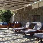 Apartahotel Yakinthos