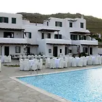 Apartahotel Yakinthos 4*