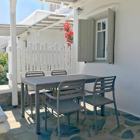 Yakinthos Lägenhetshotell Panormos (Mykonos)