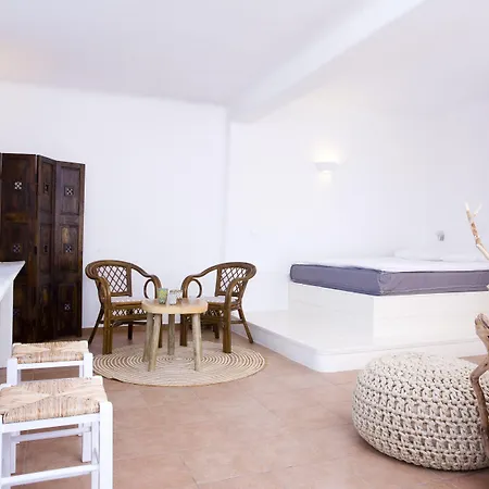 Lägenhetshotell Yakinthos Panormos (Mykonos)