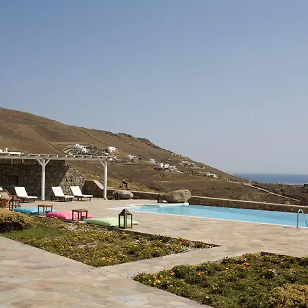 Yakinthos Lägenhetshotell Panormos (Mykonos)