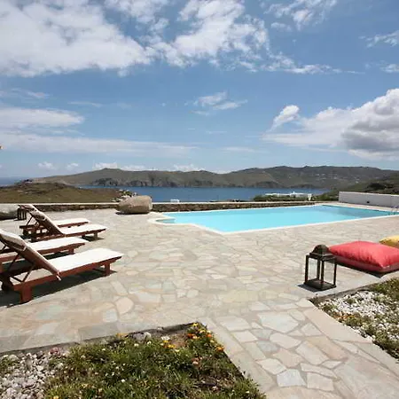 Yakinthos Appart hôtel 4*